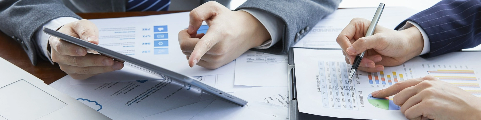 field-service-features1